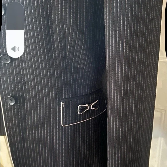 Tahari Arthur S Levine Black Pinstripe Blazer/Pants Suit with White Piping Sz 4 - Picture 2 of 9